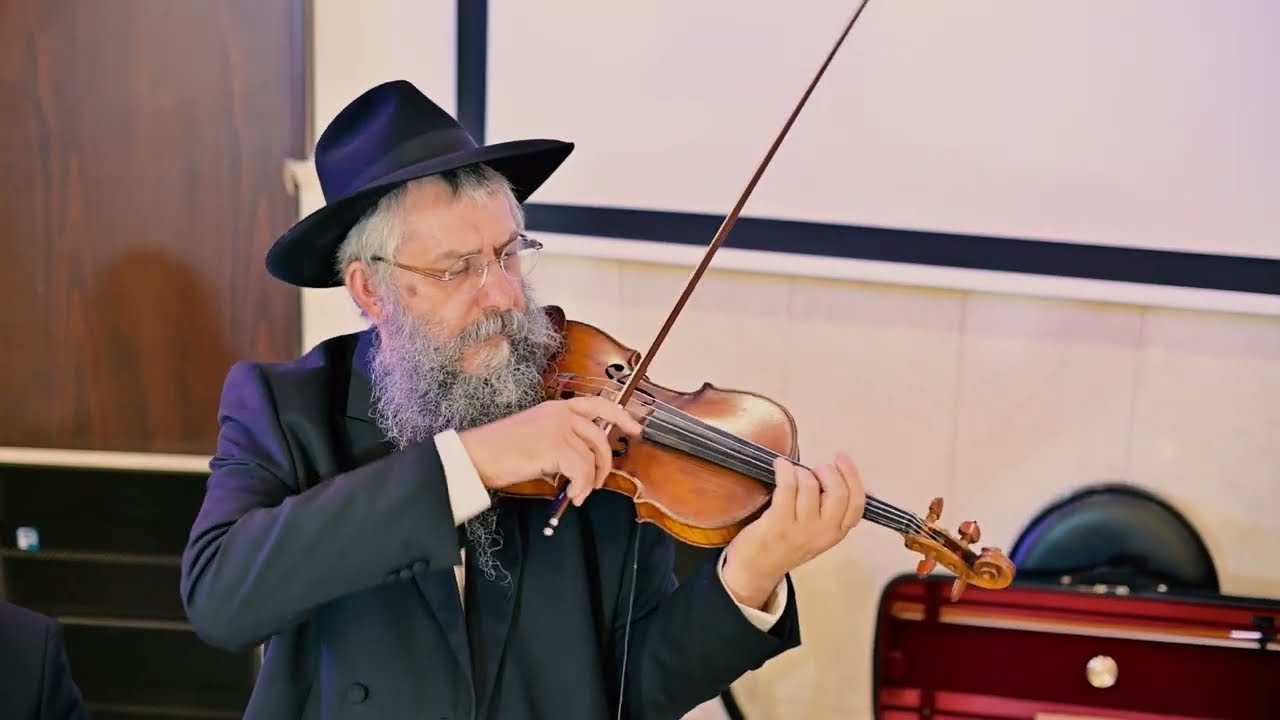 סדר ניגונים // י