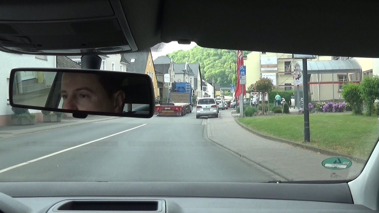 Fahrt &uuml;ber die Moselbr&uuml;cke Schweich