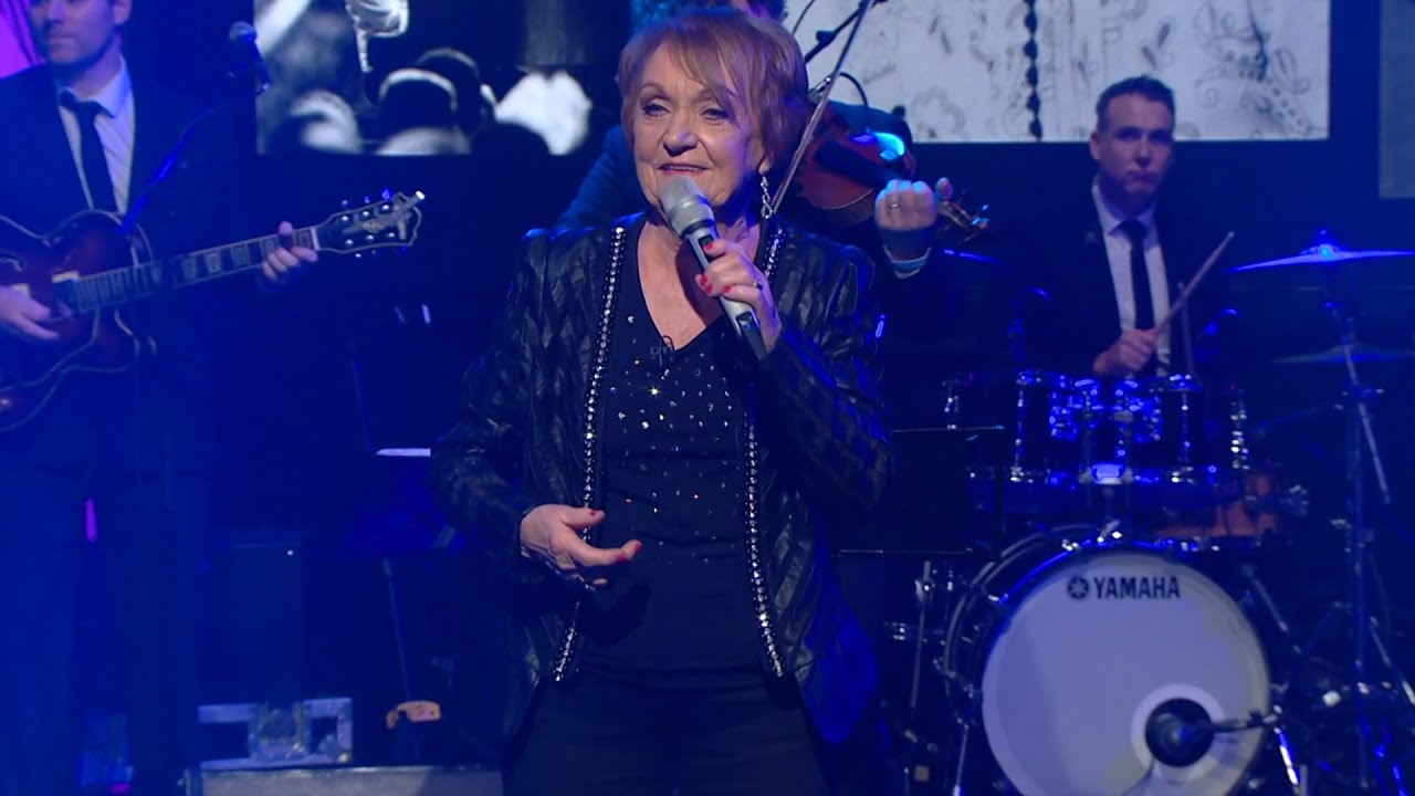 Philomena Begley - Blanket On The Ground | The Late Late Show | RTÉ One