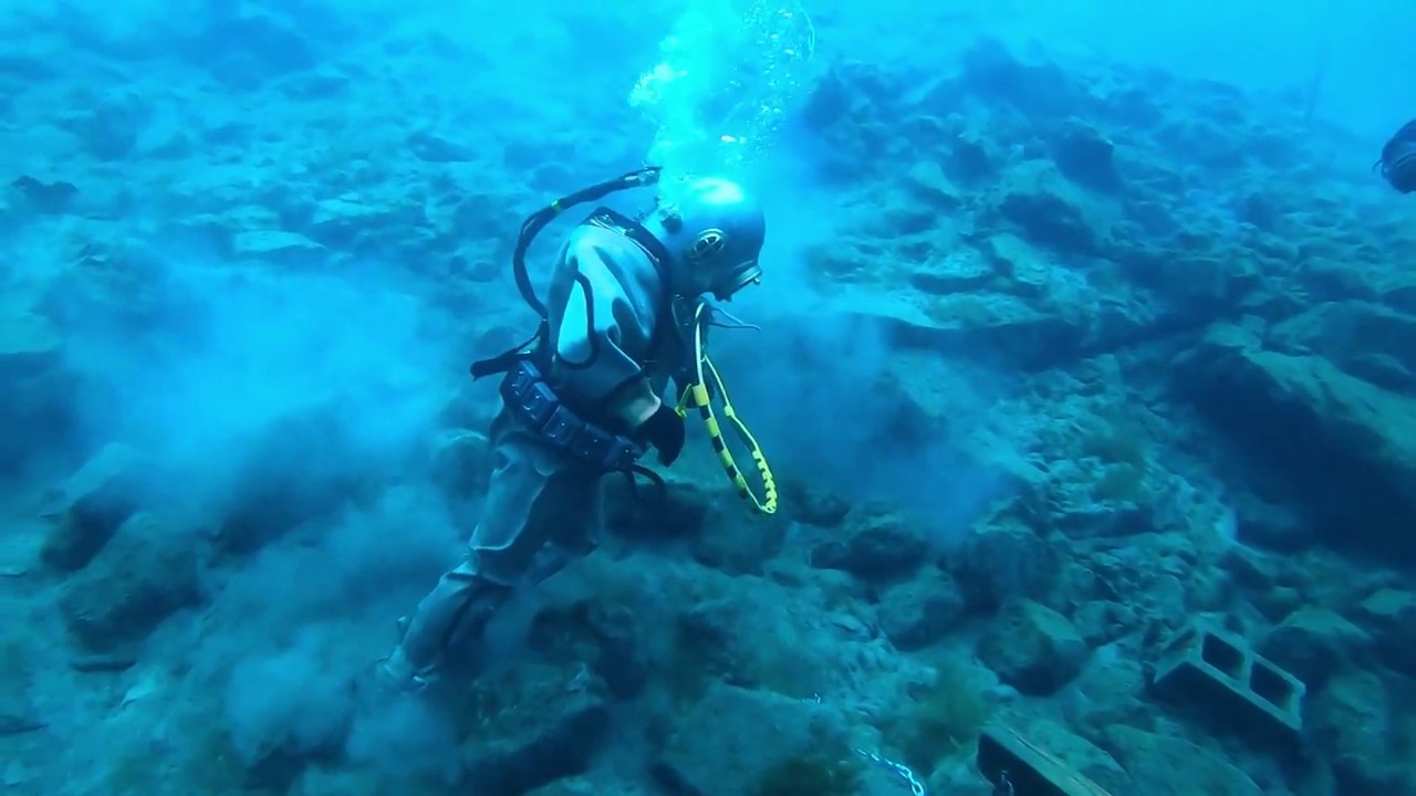Hard Hat diving at White Star Quarry 12_15_18