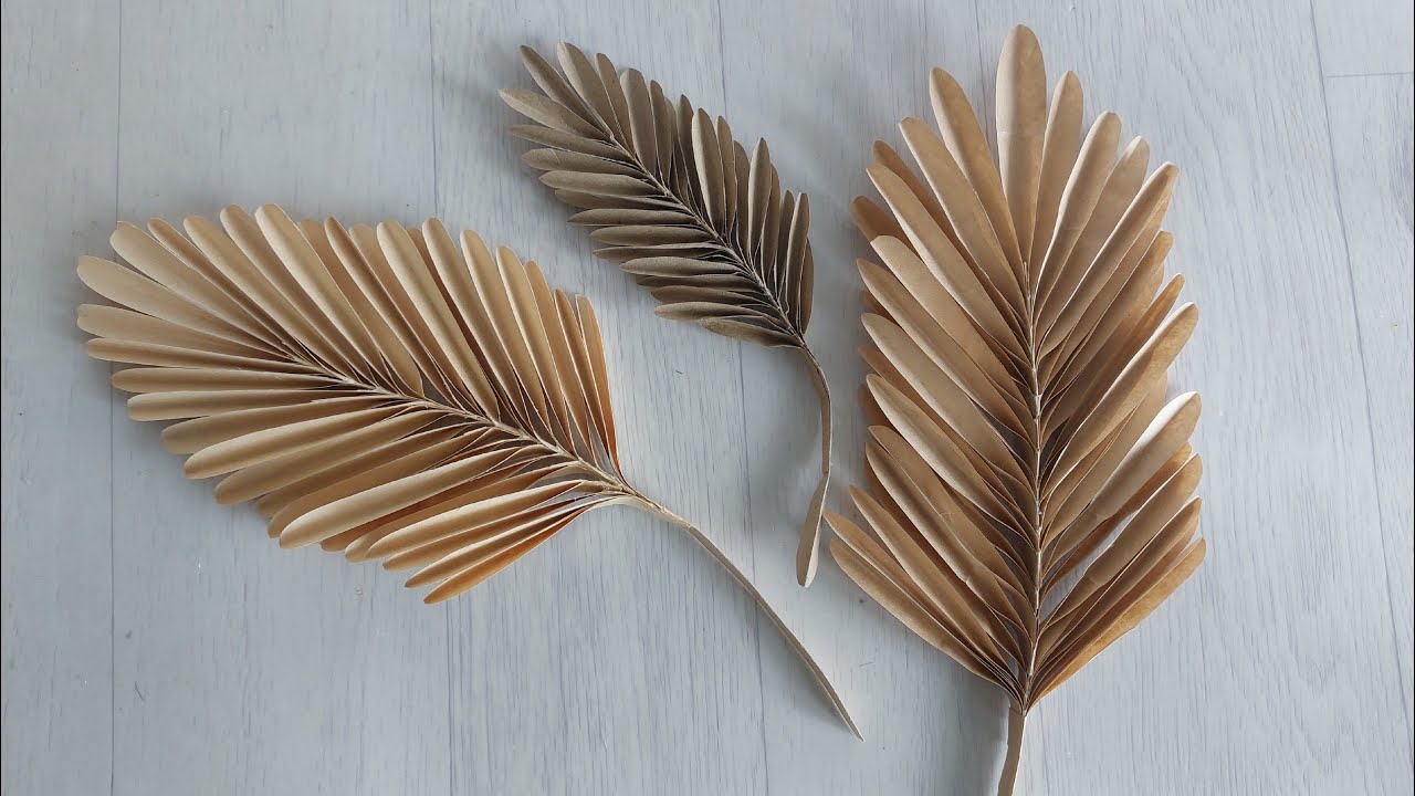 Palm leaf made of paper/Лист пальмы из бумаги
