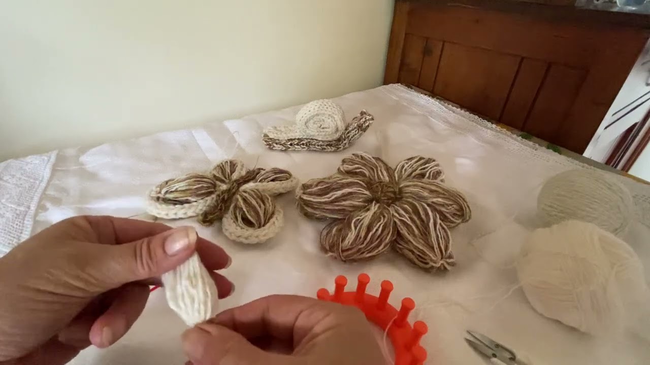 Fiore e farfalla con telaio da maglieria tondo o rettangolare knitting loom