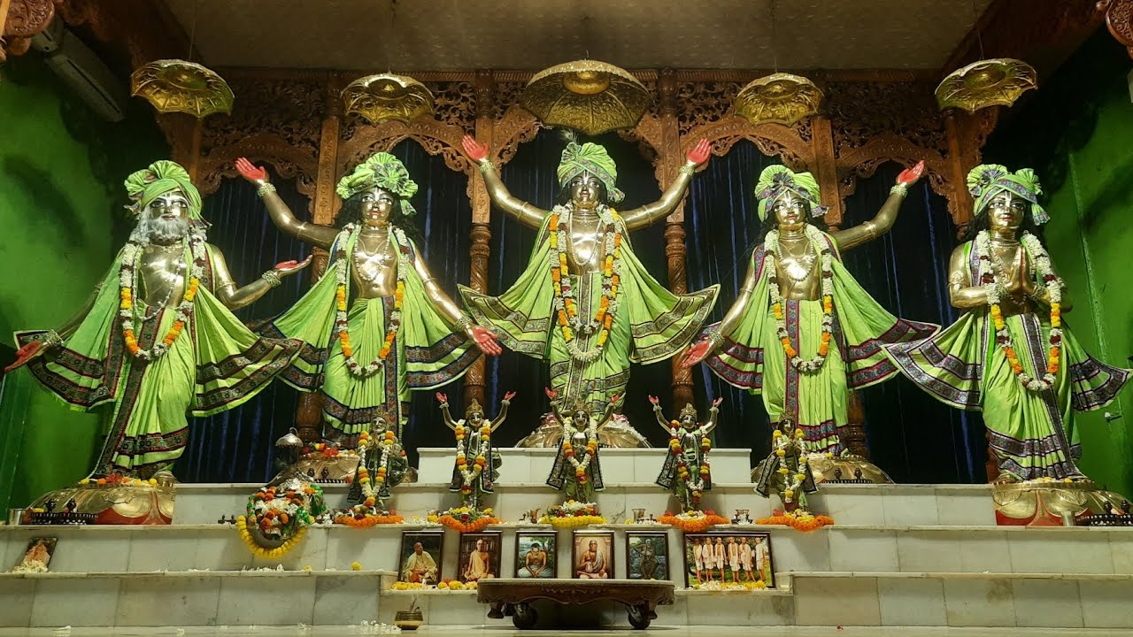 Today's Beautiful Mangal Arati Darshan of Sri Sri Panchatattva Gour Nitai from ISKCON Mayapur Temple