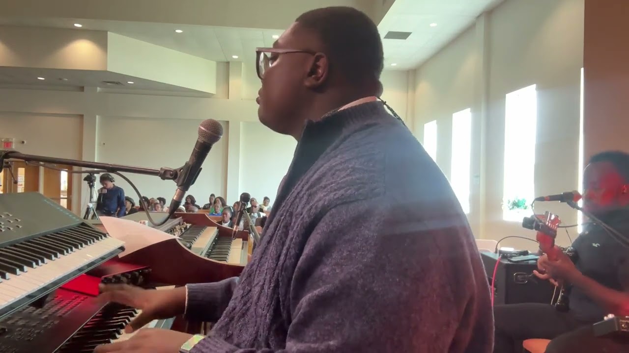 Goodness Of God (Medley) | Joel Sainvil