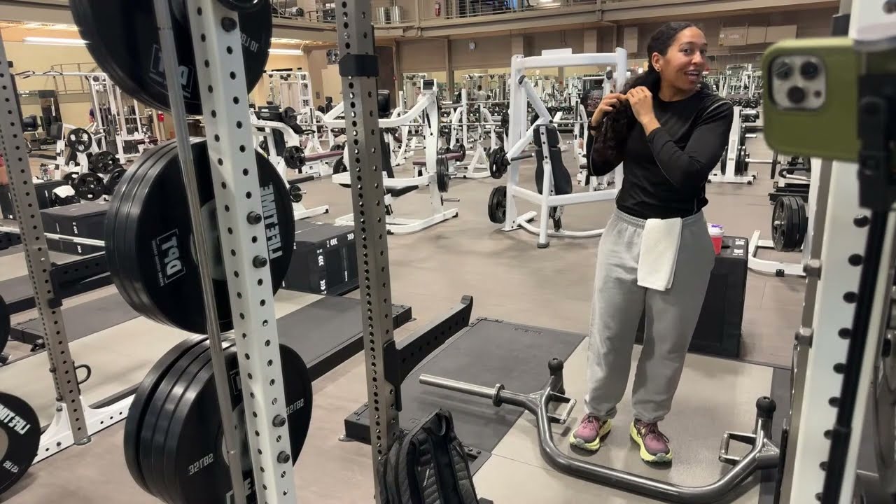 Pt. 11 | Shanaeinc 🦁 is live! | thighs 10 minute workout 