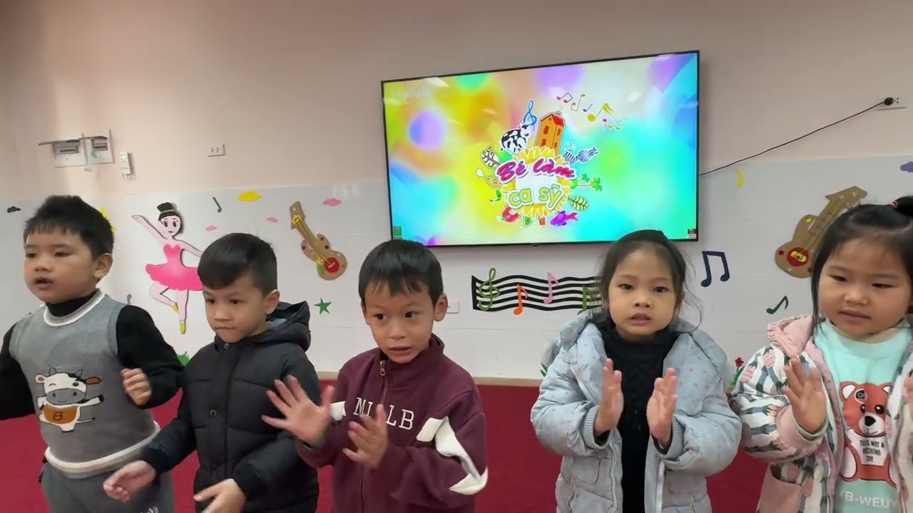 Hoạt động âm nhạc A2