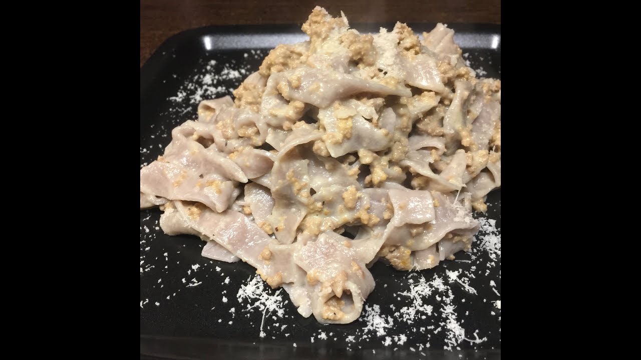 fettuccine fatte in casa al primitivo di Manduria