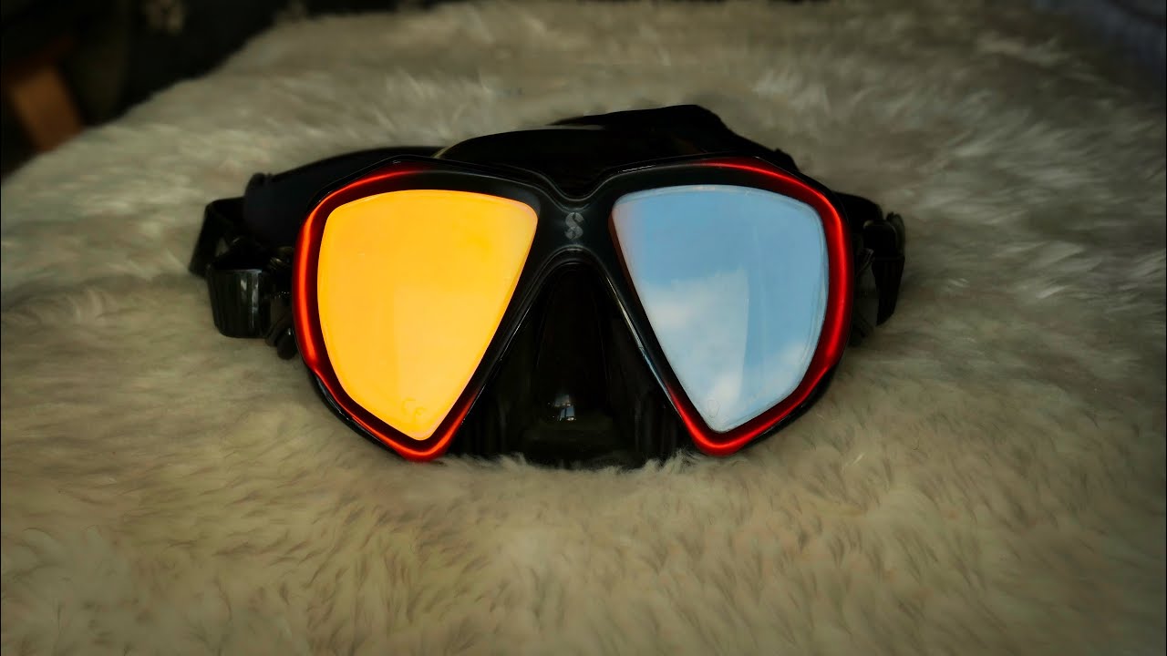SCUBAPRO Spectra vs Spectra Mirrored Lens Diving Mask