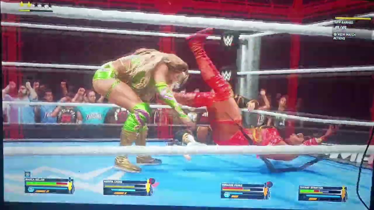 Bianca Belair vs Nikkita Lyons vs Roxanne Perez vs Tiffany Stratton fatal  hell in a cell WWE 2k25 