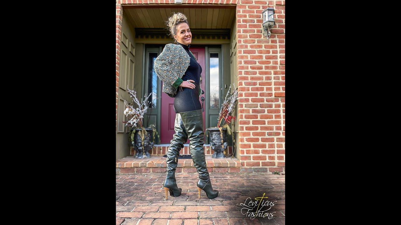 STYLIST & FASHION MODEL EMILY INTRO NEW ESSEX GREEN LEATHER THIGH BOOTS LEGGINGS FALL WINTER STYLE