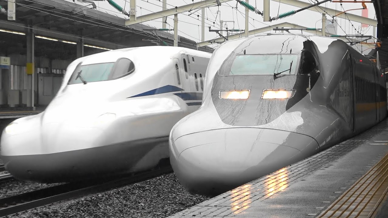 山陽新幹線 ワイパー作動通過 雨の徳山駅 N700Sのぞみなど Shinkansen passing through a sharp curve