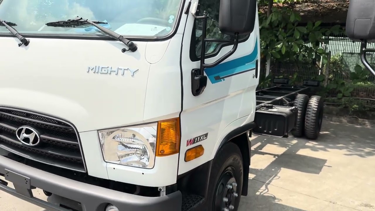 WX11XL VIN 2026 CẬP BẾN