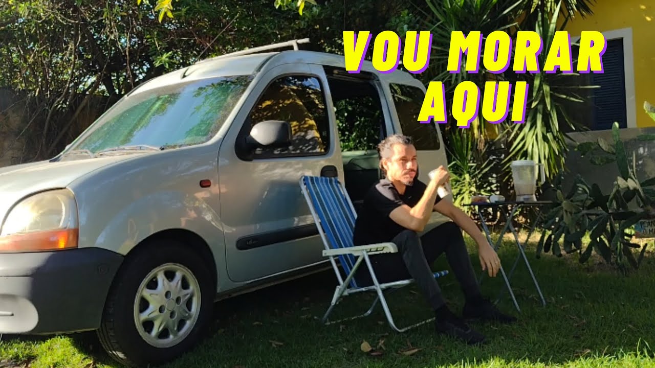 Como é viver em uma Kangoo Camper?