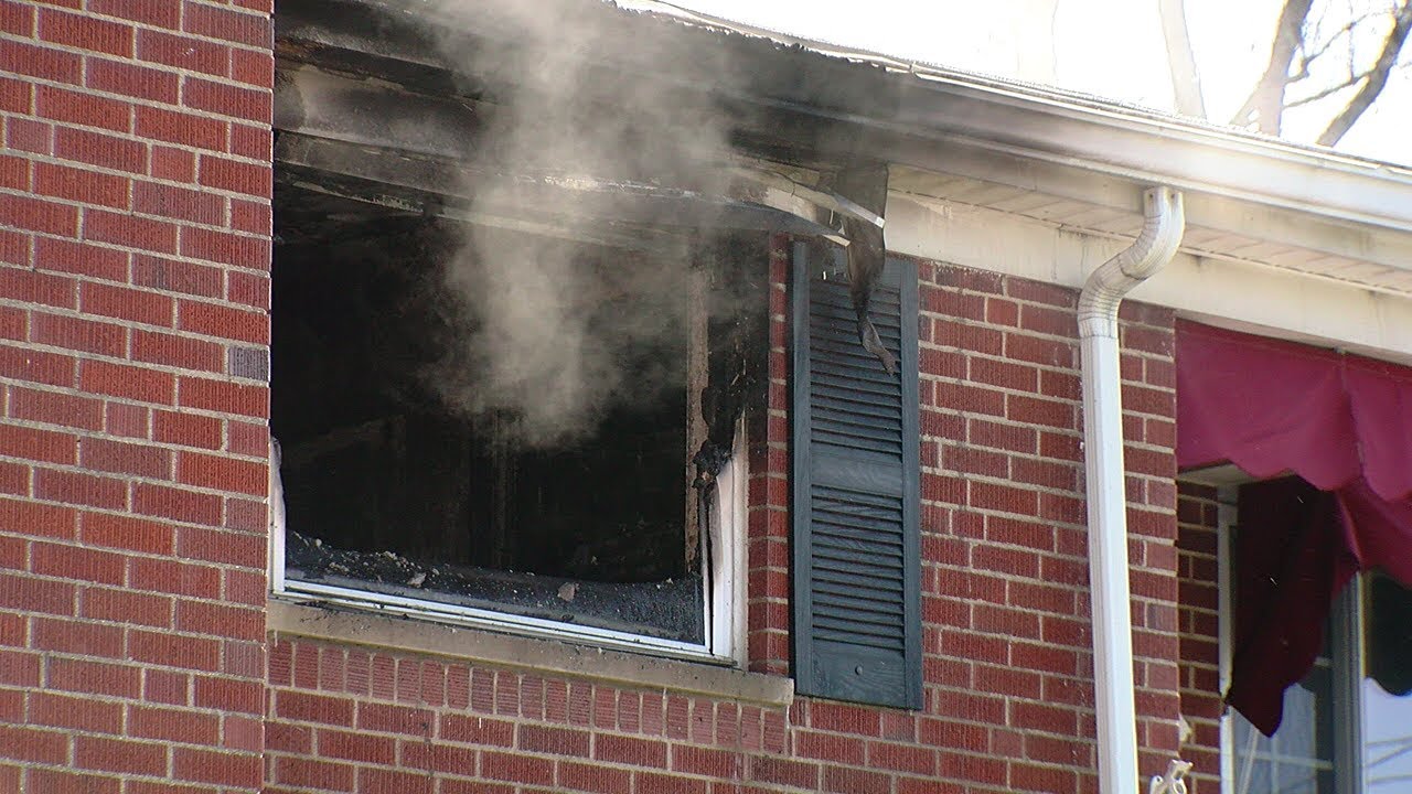 Mother, son burned in Delhi house fire