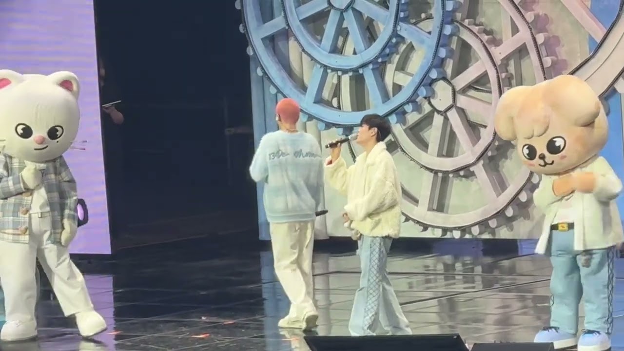250215 와르르(원곡:Colde) Hyunjin&Seungmin(현진&승민) | 스트레이키즈 팬미팅 5'clock(Straykids fanmeeting 5'clock)