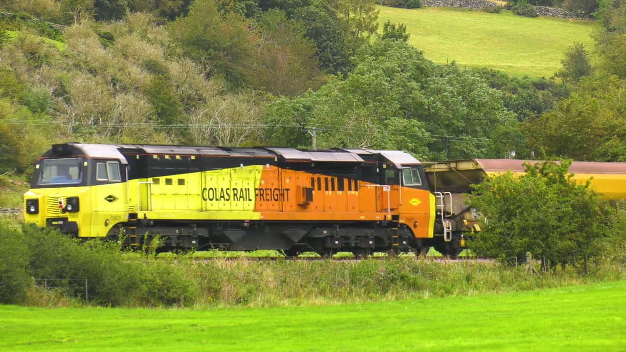 Esk Valley Track Renewal (Part 2/3) - 70812 & 70805 (6F82) arrives at Battersby then moves Lealholm