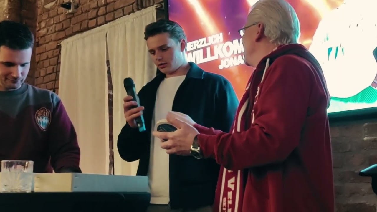 Jonas Urbig Fanclub-Besuch TRAILER FC Bayern 2026 ✨🎬