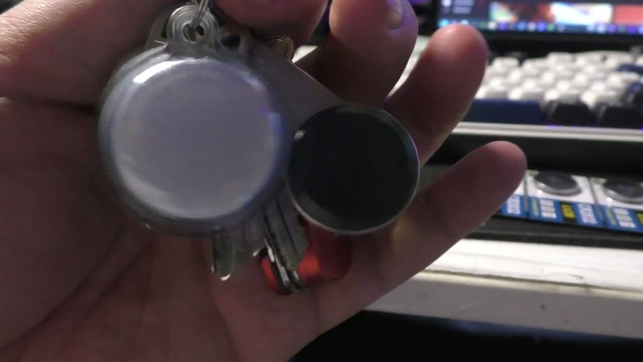 Как заменить батарею в Apple AirTag