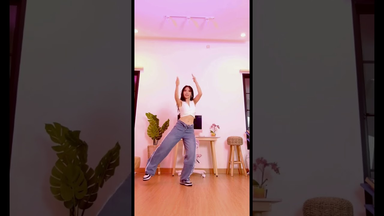 BLACKPINK &lsquo;Pink Venom&rsquo; Dance Break | Natya Shina