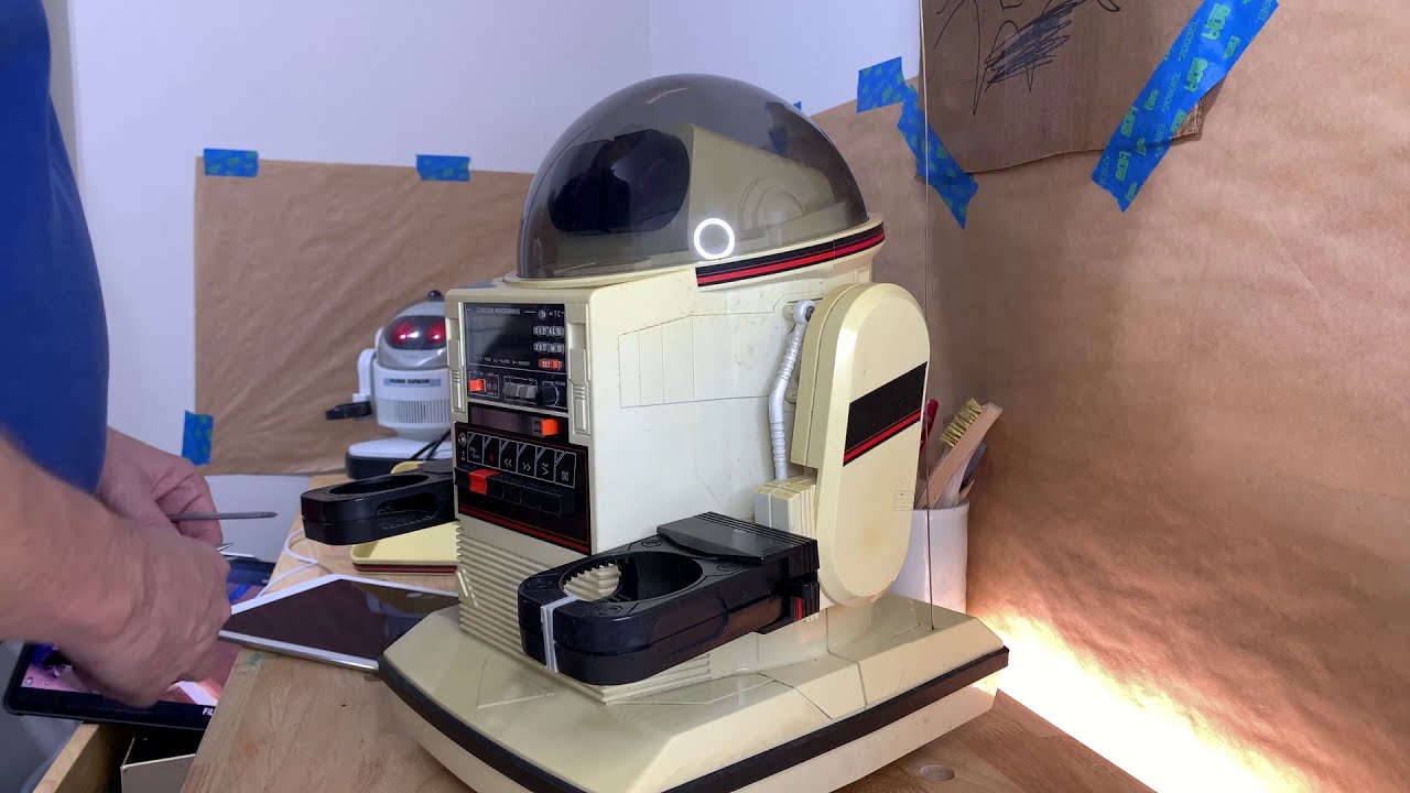 Replacing Rubber Grippers on an Omnibot 5402 with new parts from Daboo Designs