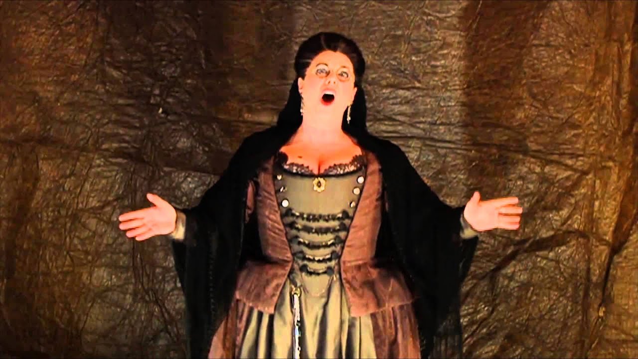Jacqueline Dark sings Marcellina's Aria from Mozart's Le Nozze di Figaro