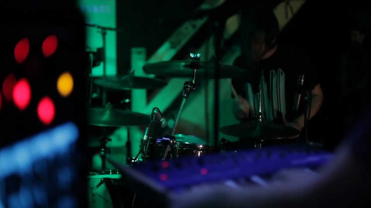 Neon Indian - 'Arcade Blues' - live in the Boiler Room