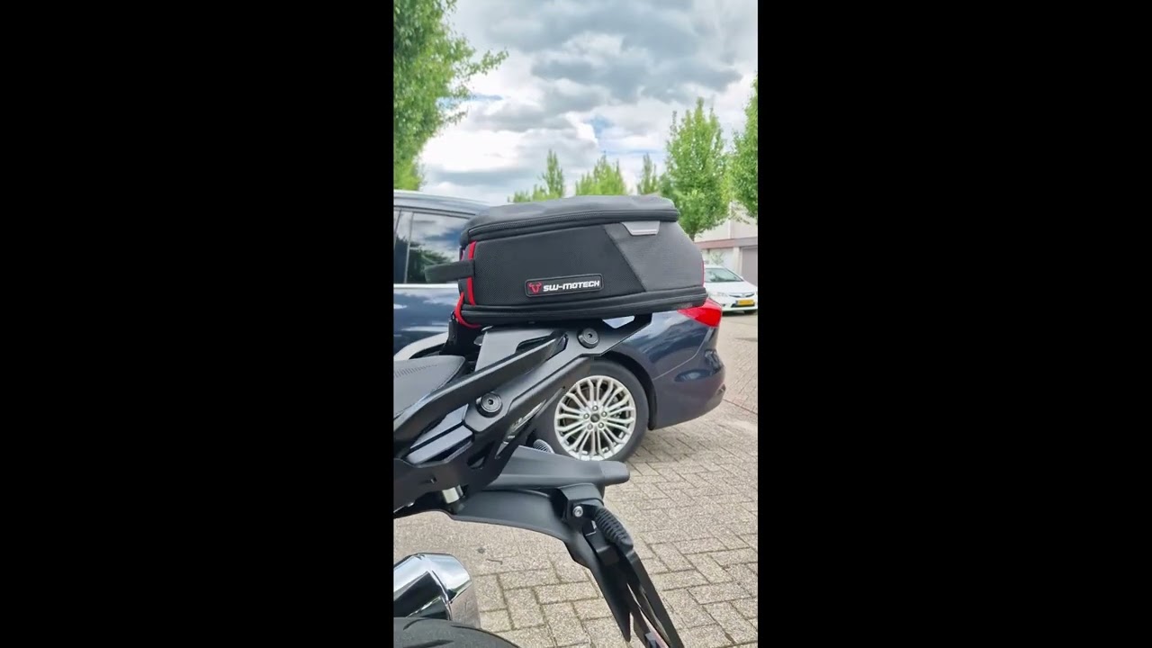 BMW R1250R 2022 Adjusted