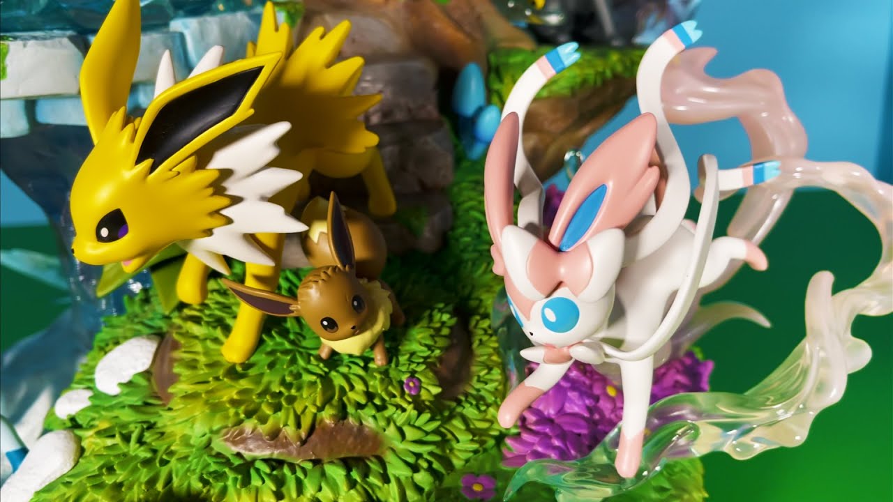 Unboxing Eevee Family Resin Figure