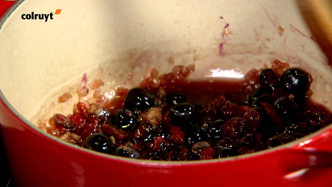Recette Râble de lièvre, écrasé de céleri-rave et chutney de myrtilles - Colruyt