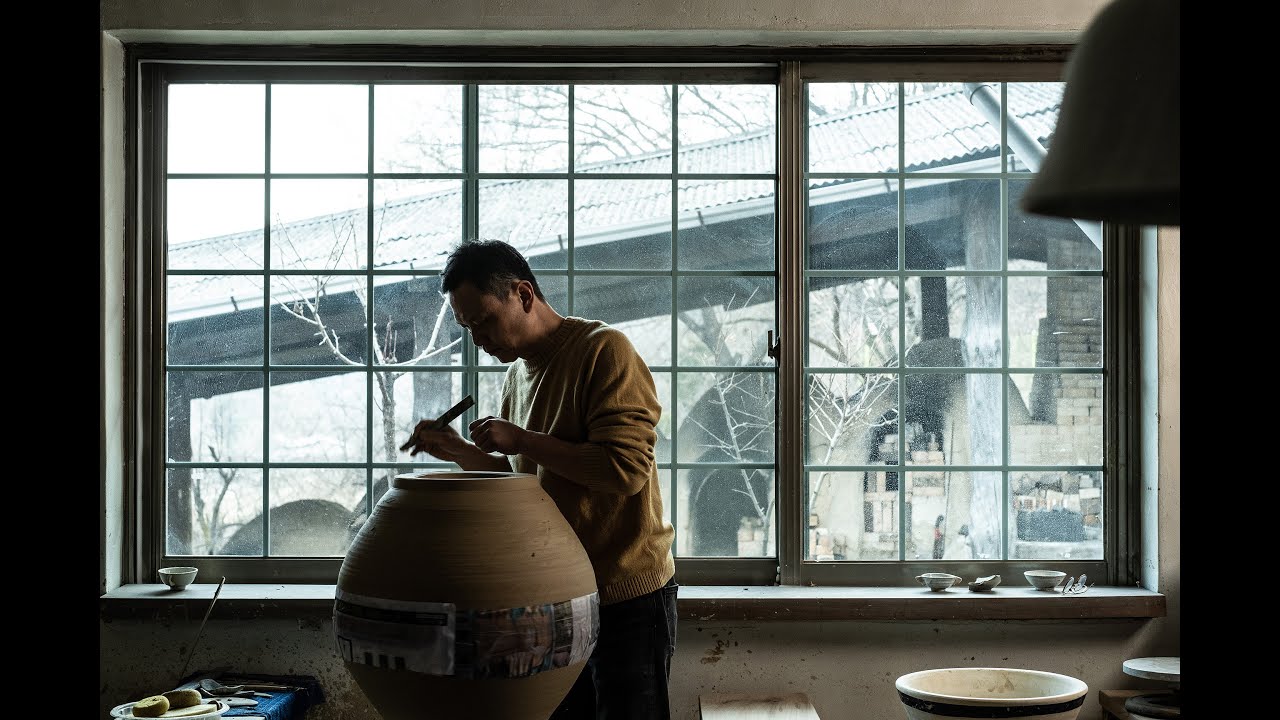 PARK SUNG WOOK | Untold Buncheong Moon Jar Story