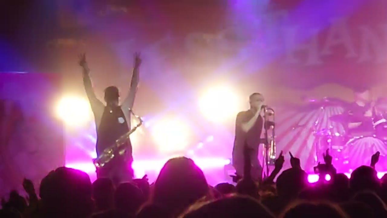 Less Than Jake - Look What Happened (live)