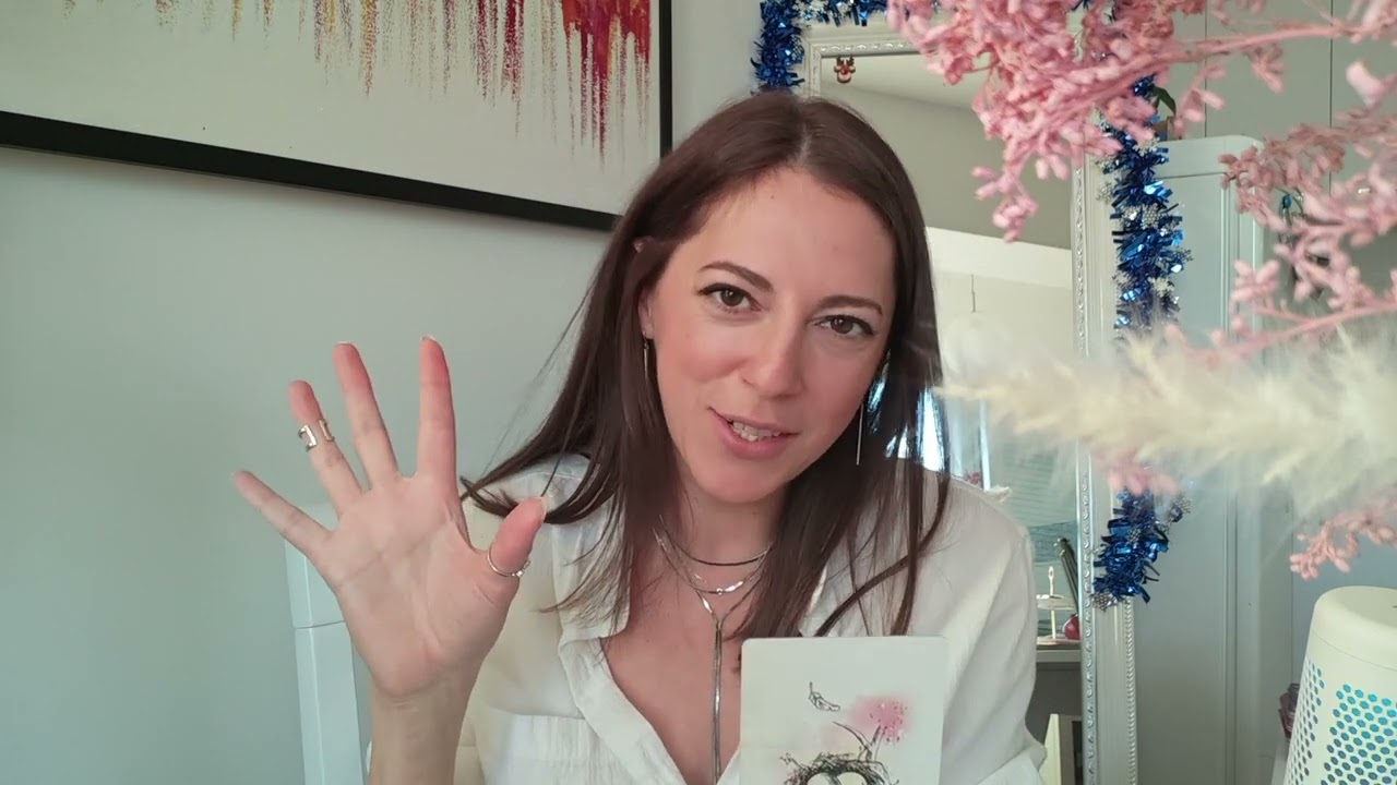 ❤Will You Meet Your Future Spouse in 2025?❤ Online Tarot Pick a Card Reading