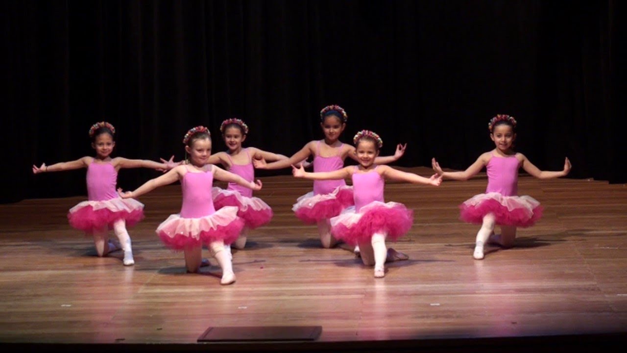 Danzas Colegio Andino 2014-06-06 Parte 4 - Anne Polka
