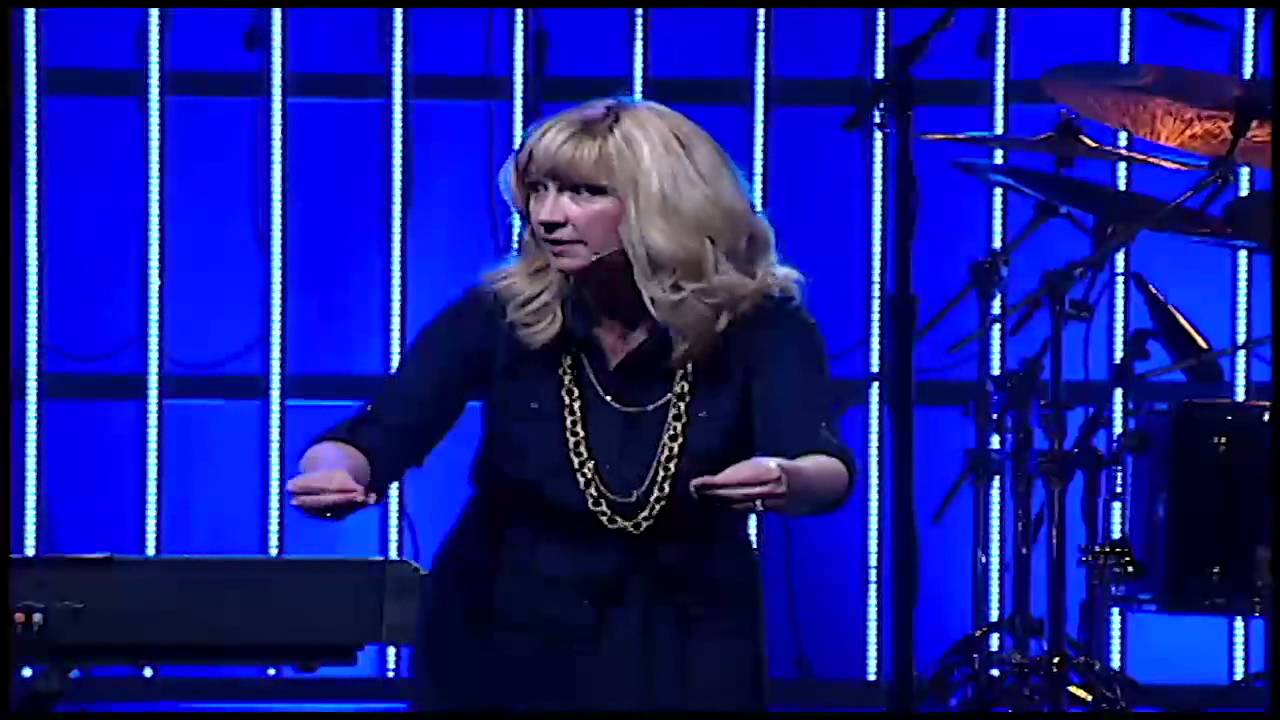 Angela Thomas