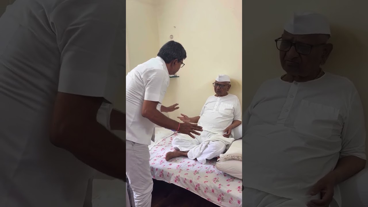 Anna Hazare aandolan ke bad Aaj Tak kahin per nahin dikhe  #bjp #cockroachjantaparty