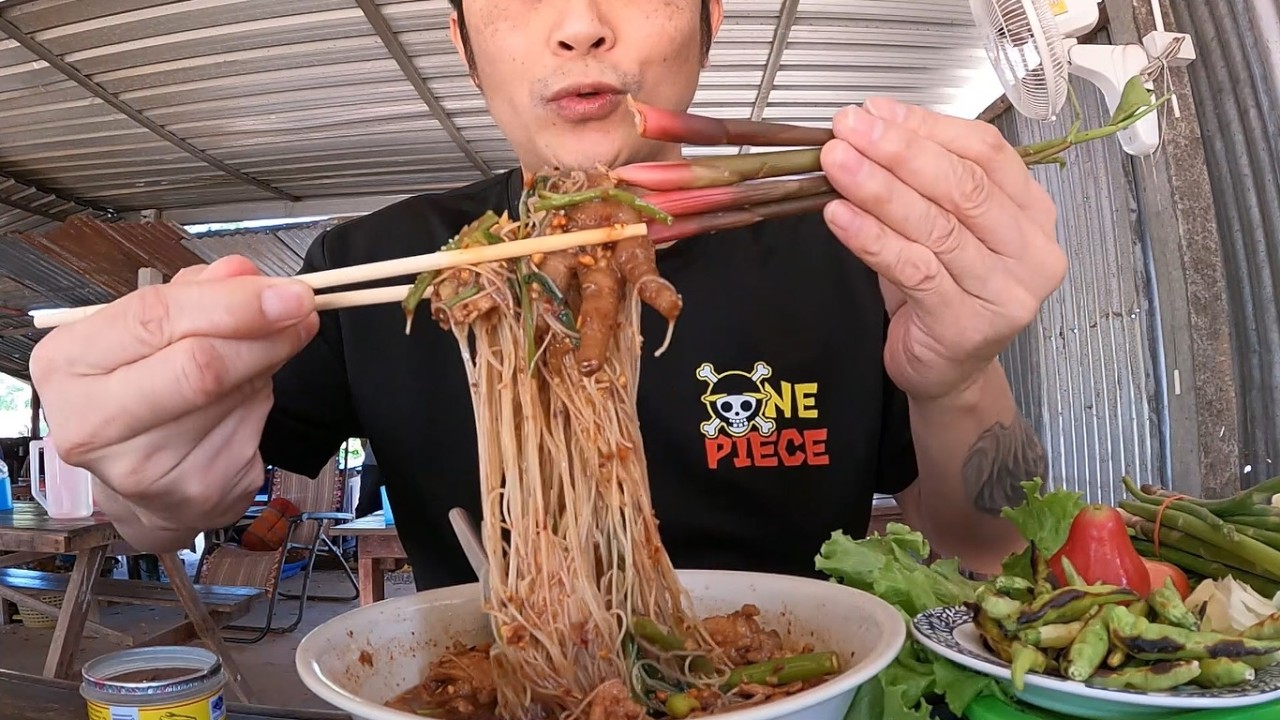 ก๋วยเตี๋ยวต้นฉำฉา