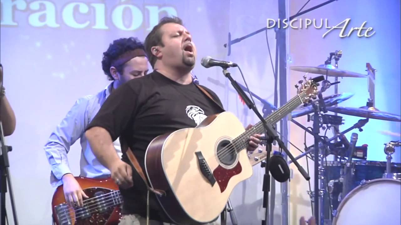 Al Que Está en el trono / Santo - Mike Bunster & Puertas Eternas