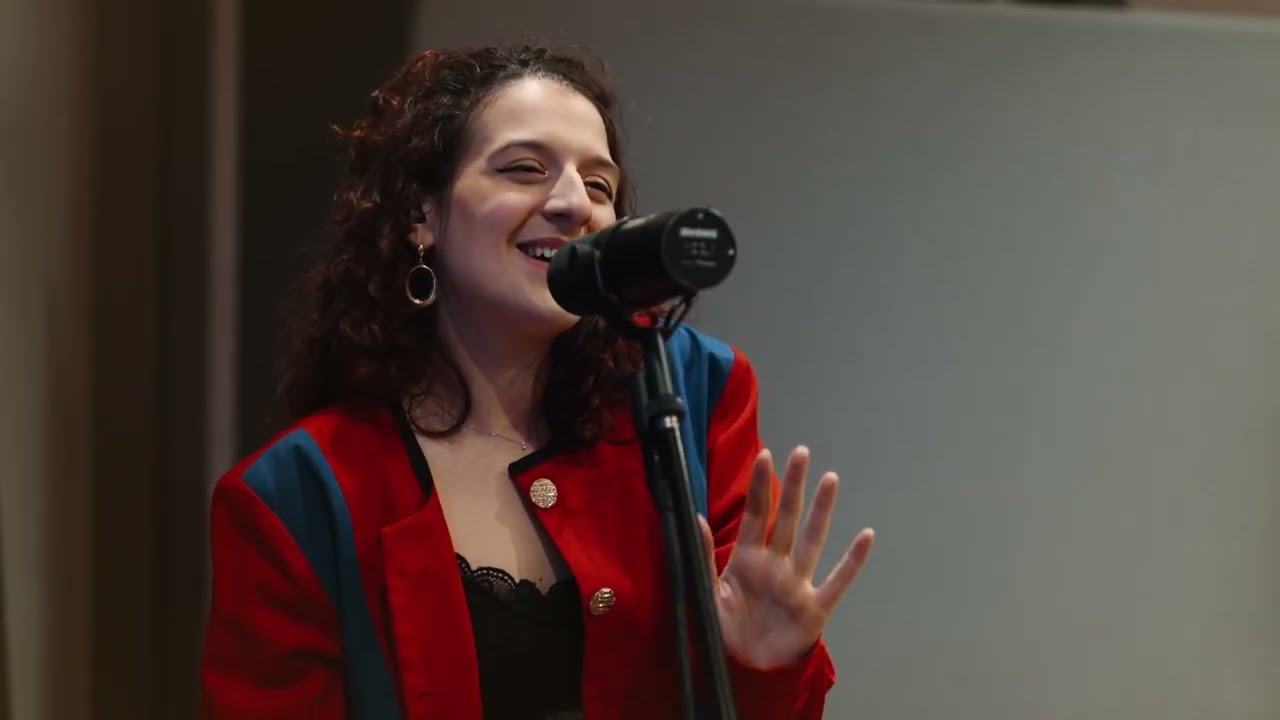 Emanuela - Haunted House (Live Session)