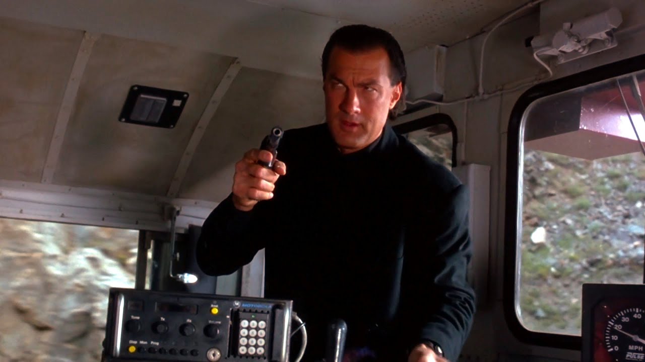 Under Siege 2: Dark Territory [4K] Ryback shoots out Penn's mercenaries on the roof of a train