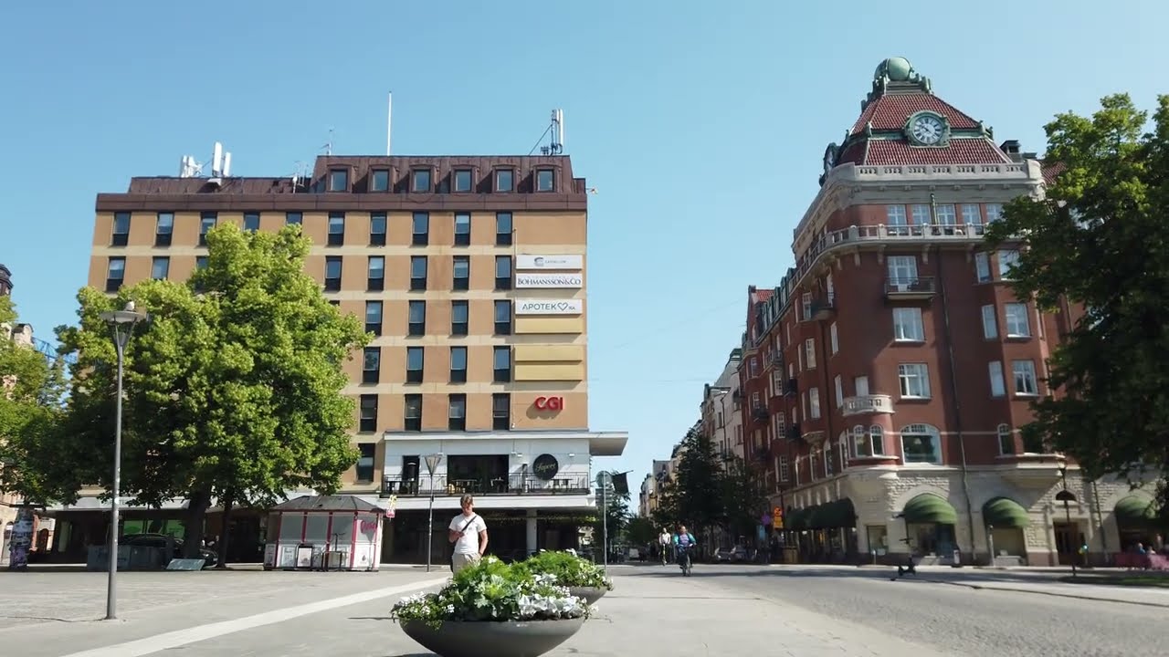 A walk along Drottninggatan - Storgatan Örebro