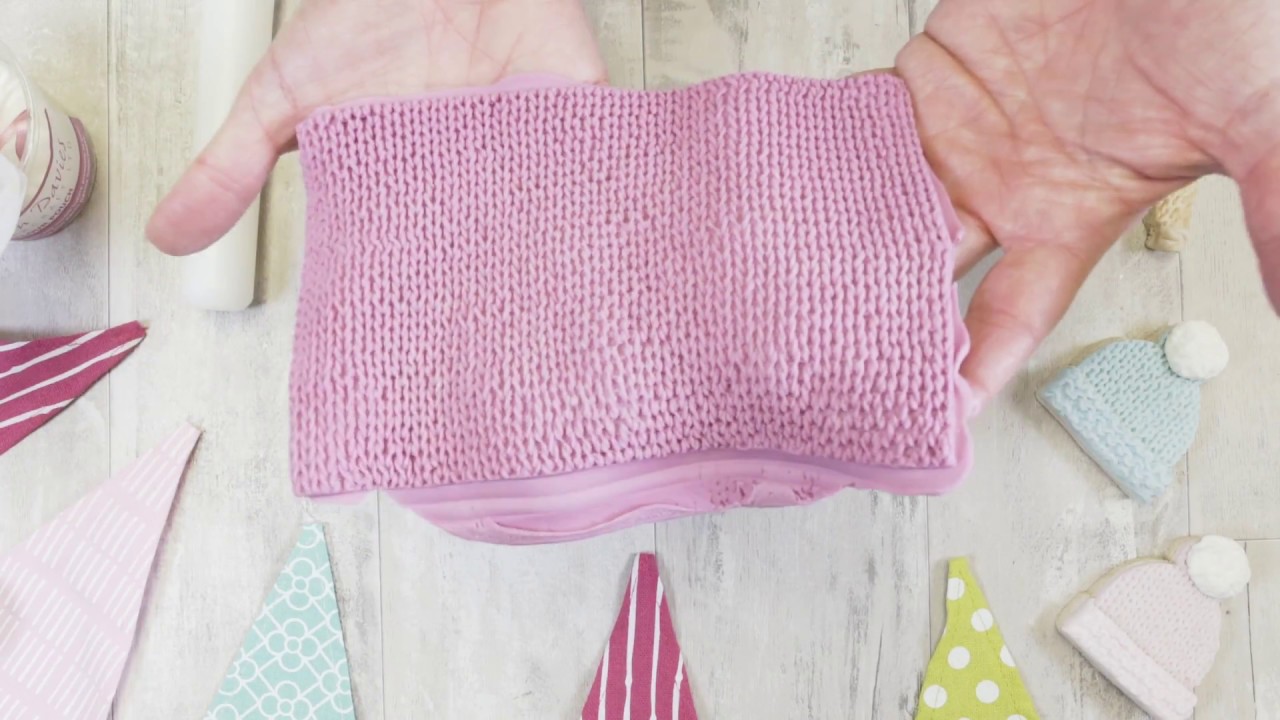 The World's Easiest Cake Decorating Moulds - Karen Davies Sugarcraft - Knitted Piece.