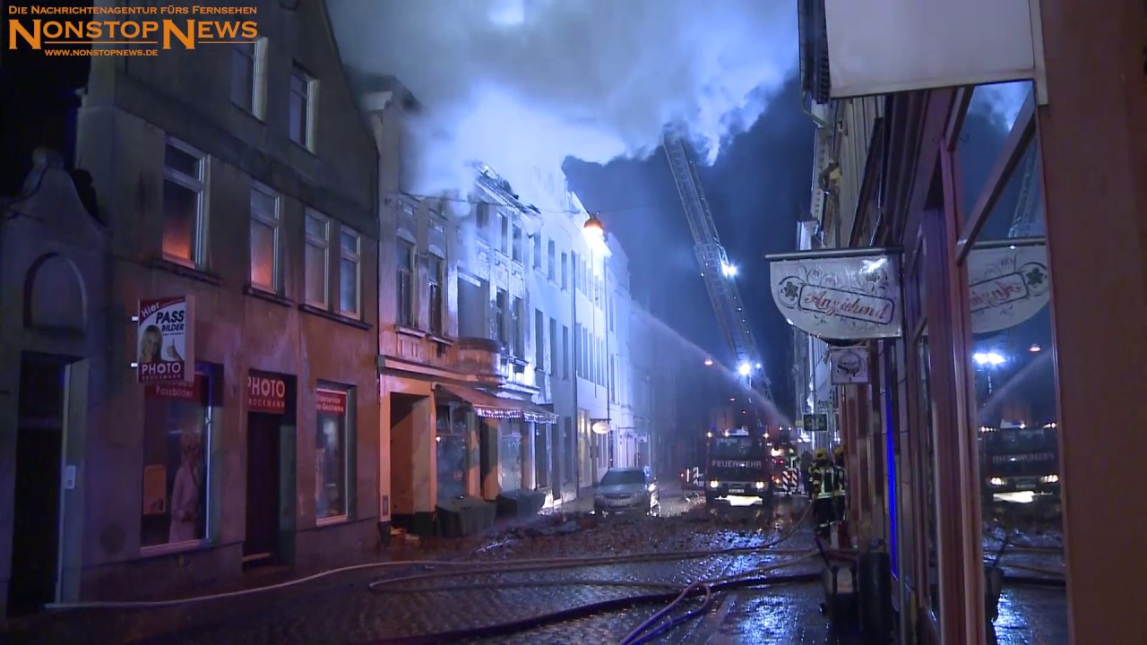 11.02.2017: Feuerwehrgroßeinsatz in Güstrow - Haus brennt - Brandstiftung vermutet