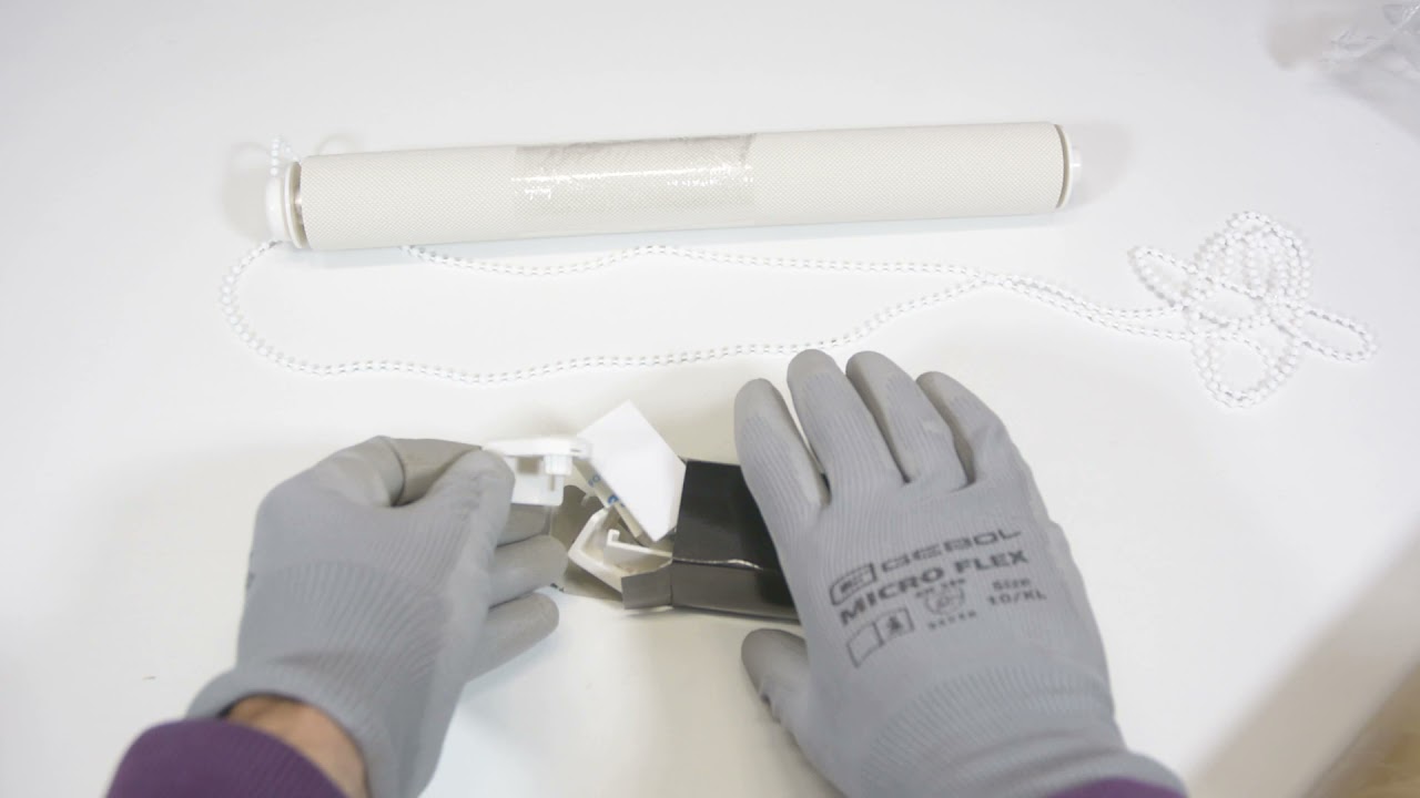 Conoce las prestaciones del estor enrollable facil fijacion sin taladrar 17 mm
