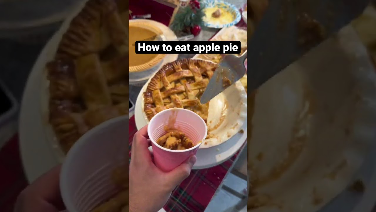 Apple Pie with ice cream! Best combo ever! #wierdfood #thanksgiving #shorts #foodie
