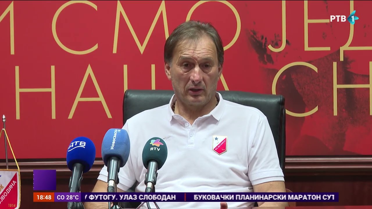 Fudbaleri Vojvodine i Čukaričkog sutra na stadionu 