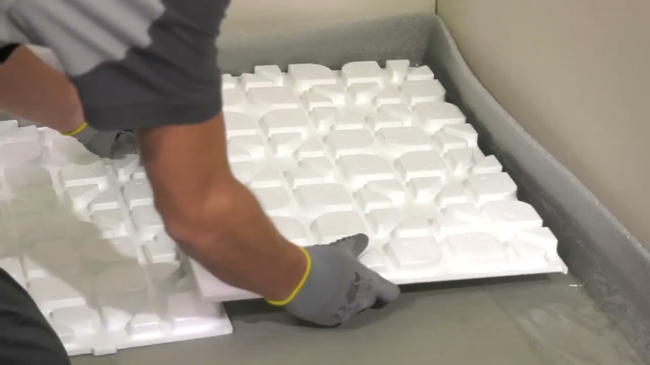 Montaj sistem de încălzire-răcire prin pardoseală Roth ClimaComfort® pentru construcția uscată (DE)