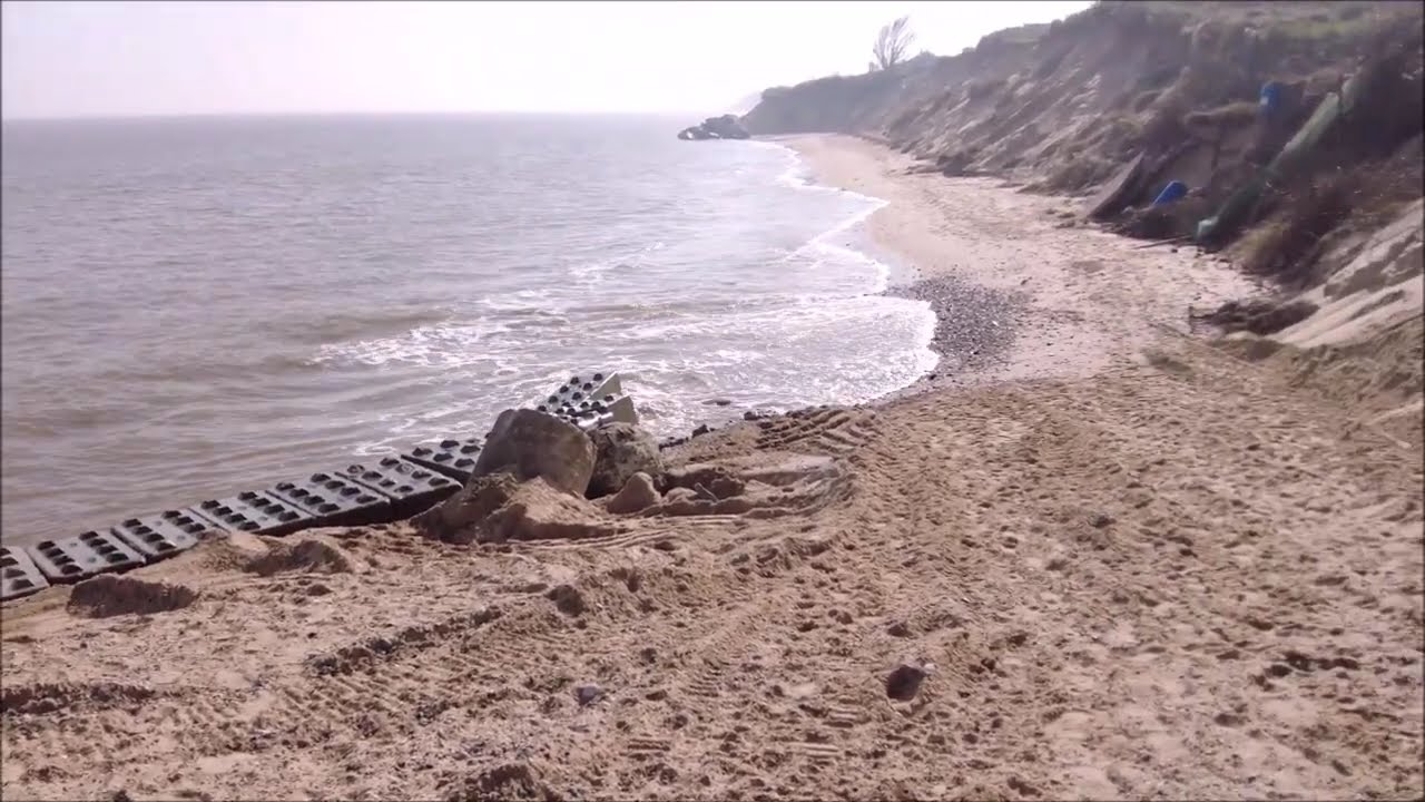 Are Hemsby’s Beaches Really Being Pulled Away by the Waves?