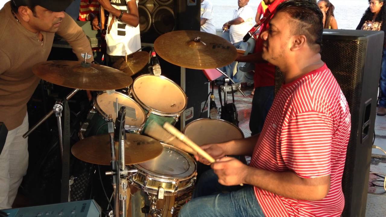 Xtenzz intro live @ boottocht 2016