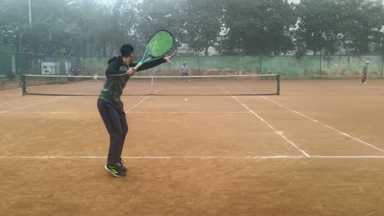 Forehand to backhand rally #tennis #tennispractice #gurgaon #gurgaonsports #choaching #video 