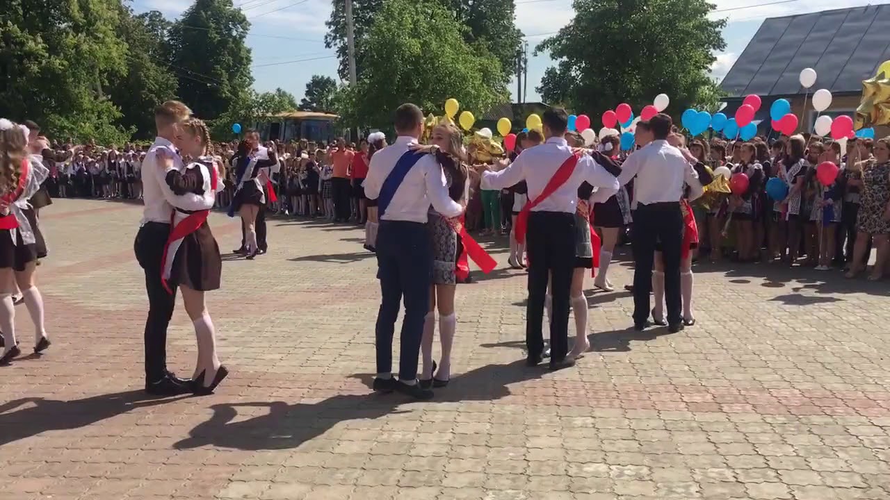 Вальс Ивотская школа. Выпуск 2018